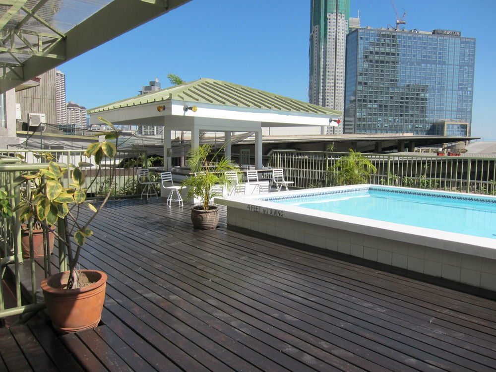 Hotel The Charter House Makati City Exterior foto